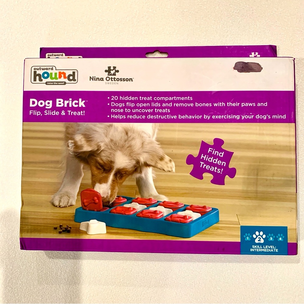 Outward Hound Dog Brick Dog Treat Puzzle Maze Game Level 2 by Nina Ottosson NIB